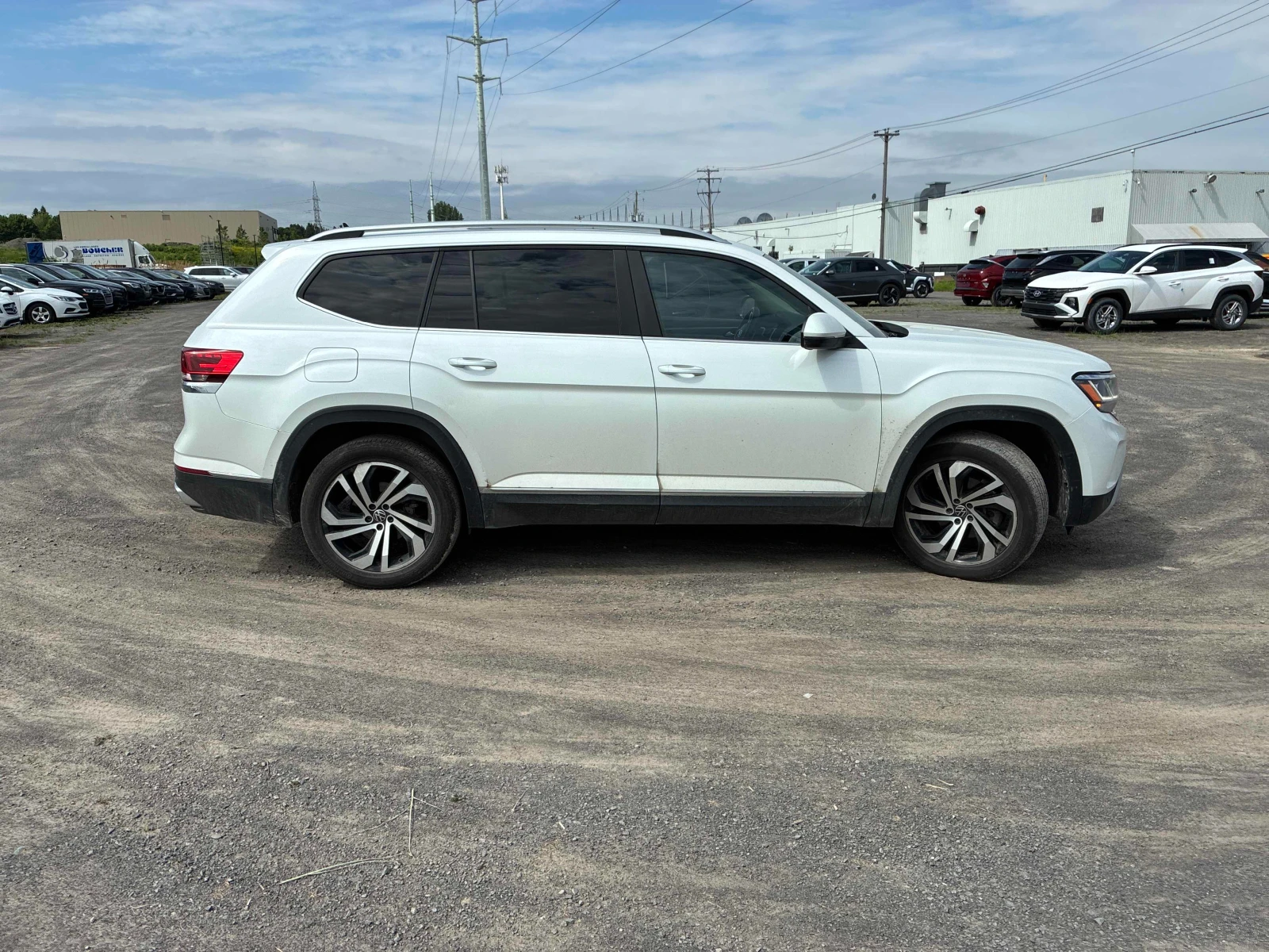 VW Atlas Highline * CARFAX * АВТО КРЕДИТ * , снимка 4 - Автомобили и джипове - 54896606