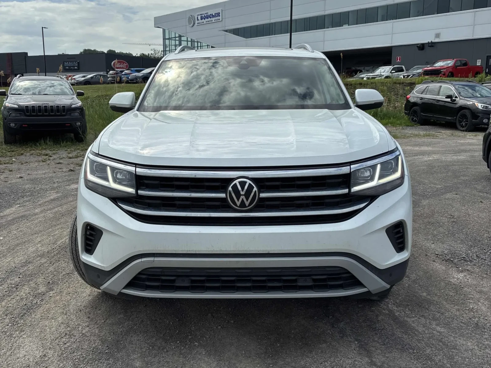 VW Atlas Highline * CARFAX * АВТО КРЕДИТ * , снимка 2 - Автомобили и джипове - 54896606