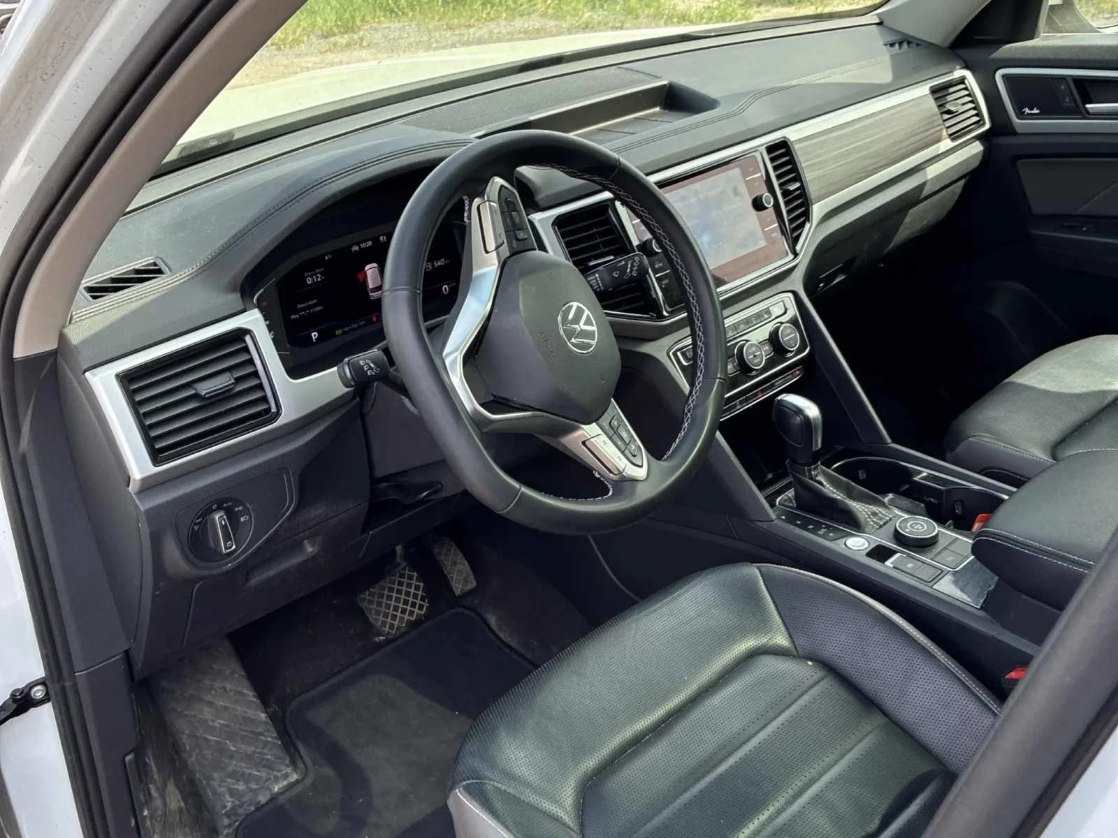 VW Atlas Highline * CARFAX * АВТО КРЕДИТ * , снимка 8 - Автомобили и джипове - 54896606