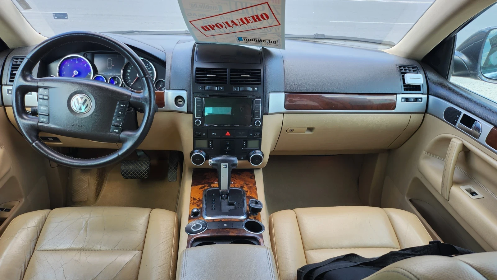 VW Touareg 3.0 TDI 239 КОНЯ, снимка 13 - Автомобили и джипове - 55220257