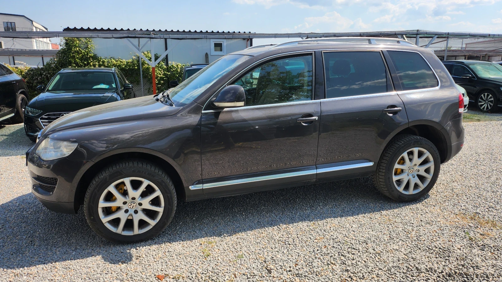 VW Touareg 3.0 TDI 239 КОНЯ, снимка 8 - Автомобили и джипове - 55220257