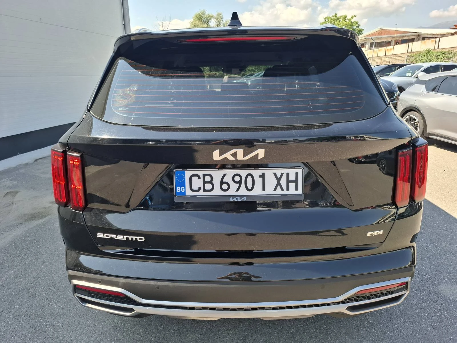 Kia Sorento 2.2 crdi Comfort 4x4 Гаранция, снимка 5 - Автомобили и джипове - 55471300