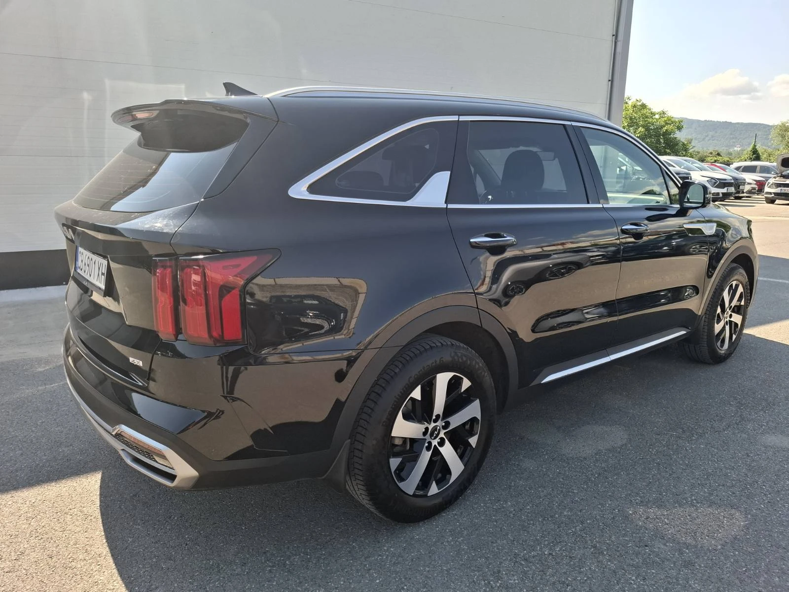 Kia Sorento 2.2 crdi Comfort 4x4 Гаранция, снимка 4 - Автомобили и джипове - 55471300