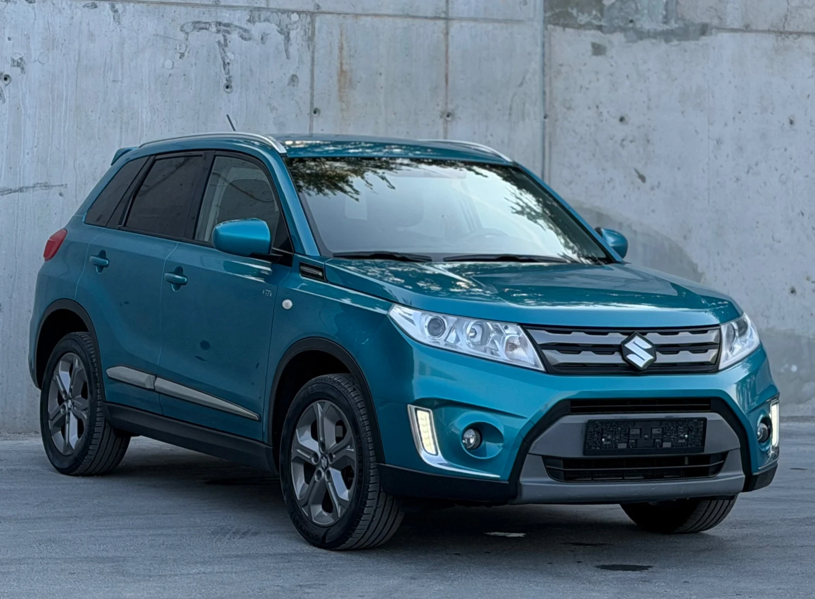 Suzuki Vitara 1.6i 120к.с Автоматик 4х4AllGrip Камера