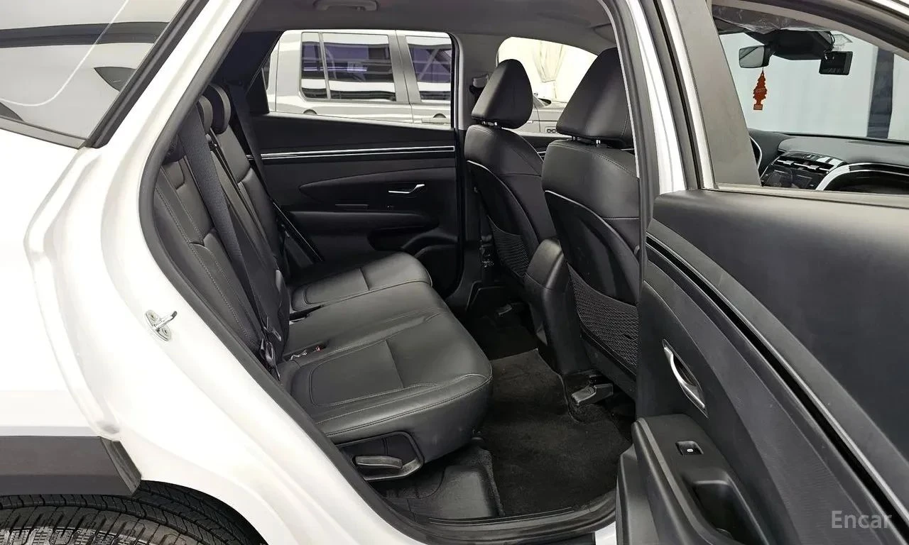 Hyundai Tucson, снимка 11 - Автомобили и джипове - 56719867