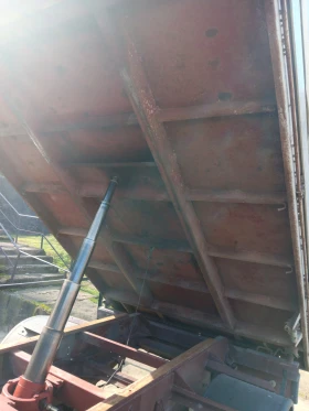 Iveco 3512 Тристранен самосвал , снимка 10 - Бусове и автобуси - 53694030