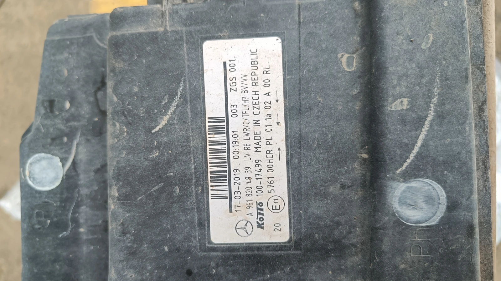 Mercedes-Benz Arocs 2 броя ляв и десен - изображение 3