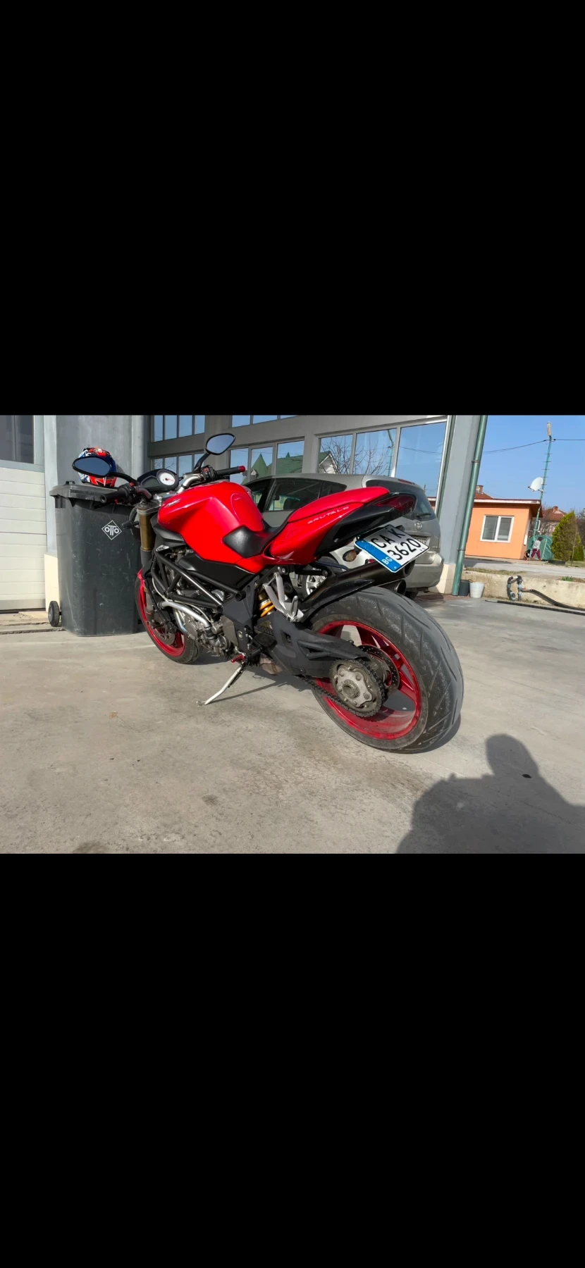 MV Agusta Brutale 910 - изображение 4