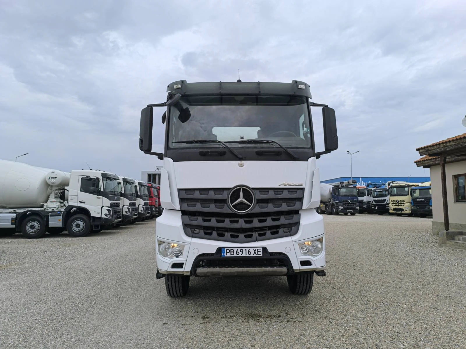 Бетон миксер Mercedes AROCS 3240 STETTER 9M3, снимка 2 - Индустриална техника - 55026702