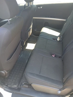 Toyota Corolla verso, снимка 6