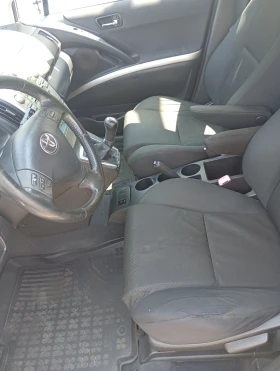 Toyota Corolla verso, снимка 7