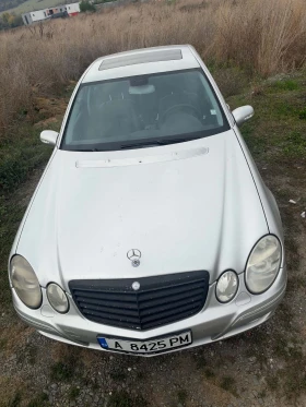 Mercedes-Benz E 320, снимка 2