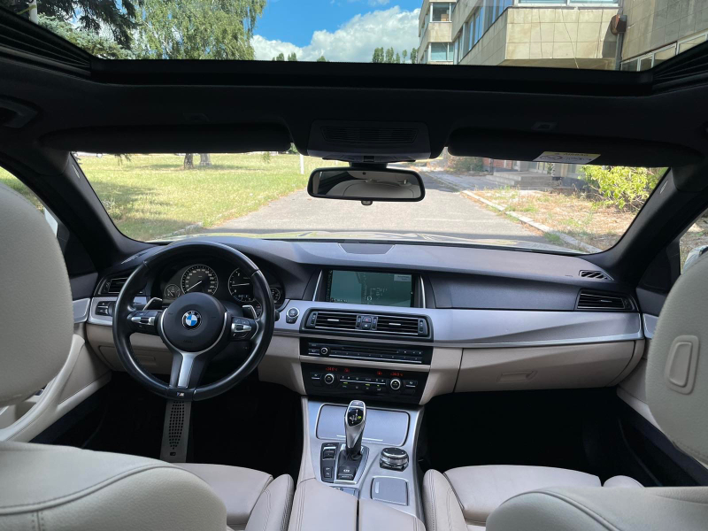 BMW 535 xDRIVE M-sport, снимка 16 - Автомобили и джипове - 37582754