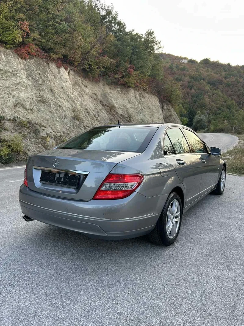 Mercedes-Benz C 220 2.2 CDI фул екстри , снимка 5 - Автомобили и джипове - 47380709