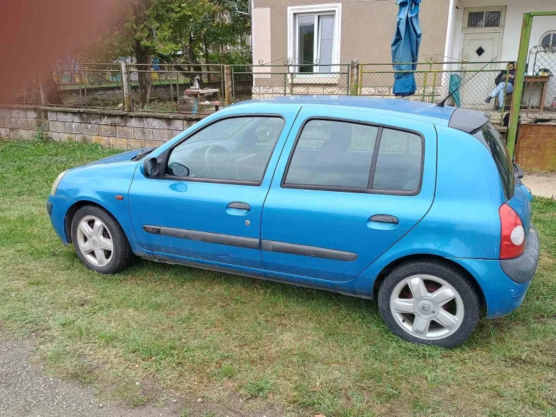 Renault Clio, снимка 3 - Автомобили и джипове - 47483109