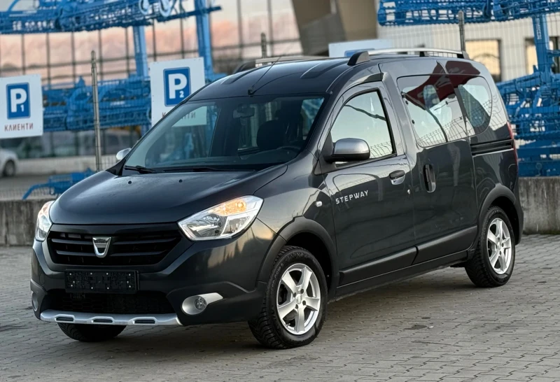 Dacia Dokker STEPWAY 1.5DCi 90кс * Навигация* * Климатик* , снимка 3 - Автомобили и джипове - 52003543