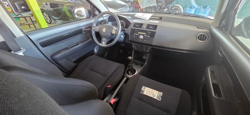 Suzuki Swift 1.3 БЕНЗИН ВЕРИГА, снимка 6 - Автомобили и джипове - 52119788