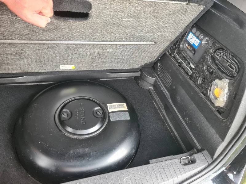 Opel Meriva 1.4 TURBO GAS, снимка 8 - Автомобили и джипове - 52255429