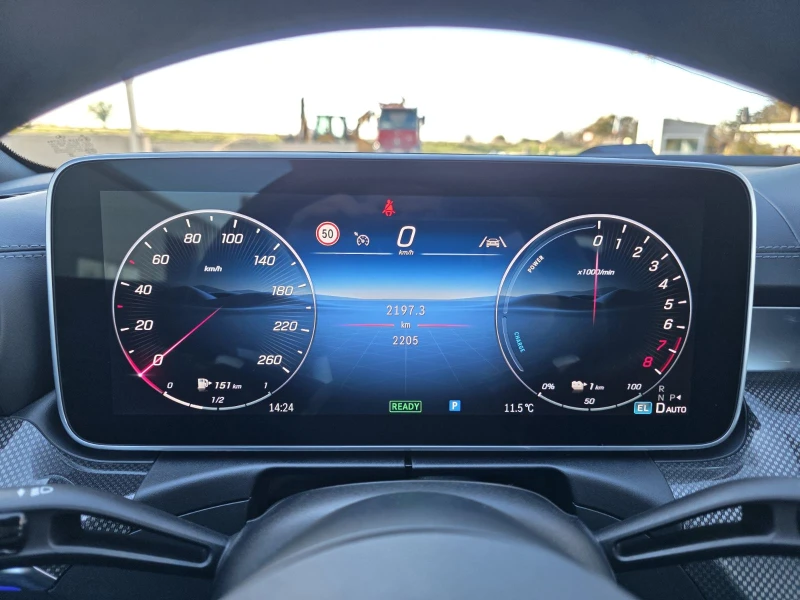 Mercedes-Benz CLE 300е , снимка 13 - Автомобили и джипове - 52436226