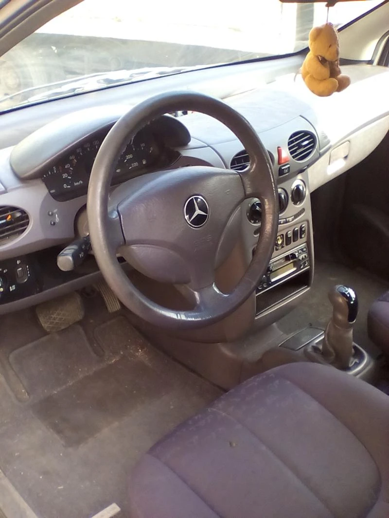 Mercedes-Benz A 160 1.6i, снимка 13 - Автомобили и джипове - 24302801