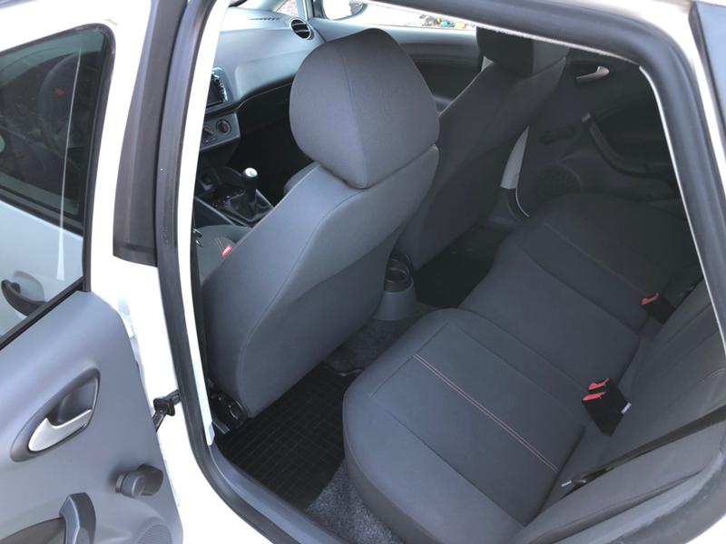 Seat Ibiza 1.2TDi 75км *Навигация*Фул*, снимка 9 - Автомобили и джипове - 27729247