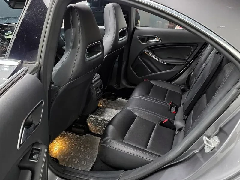 Mercedes-Benz CLA 2.5 | Mobile.bg � ����������� 12