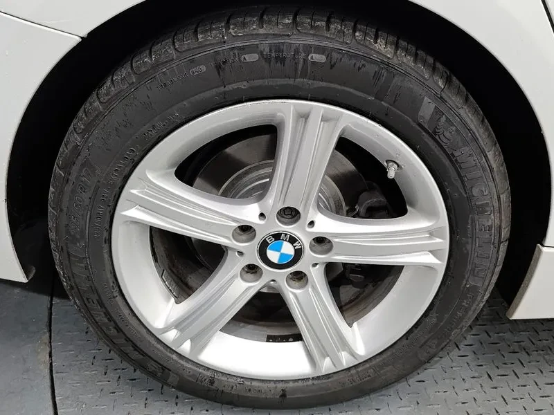 BMW 320 d, снимка 5 - Автомобили и джипове - 54590242