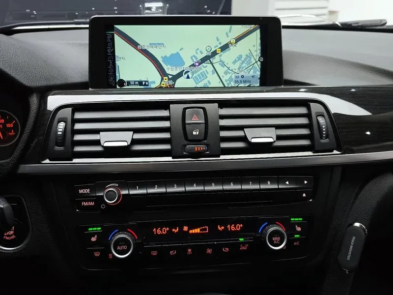 BMW 320 d, снимка 13 - Автомобили и джипове - 54590242