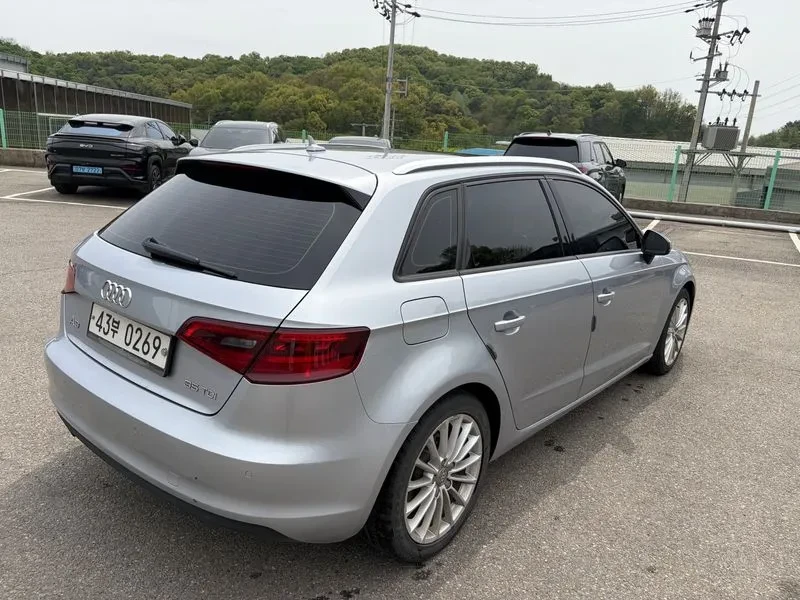 Audi A3 A3 35 Tdi Dynamic Sportback 8V, снимка 7 - Автомобили и джипове - 54989434