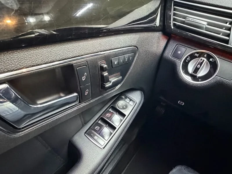 Mercedes-Benz E 350 W212, снимка 16 - Автомобили и джипове - 55895782