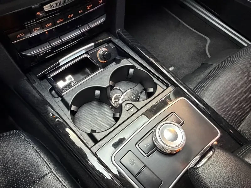 Mercedes-Benz E 350 W212, снимка 10 - Автомобили и джипове - 55895782