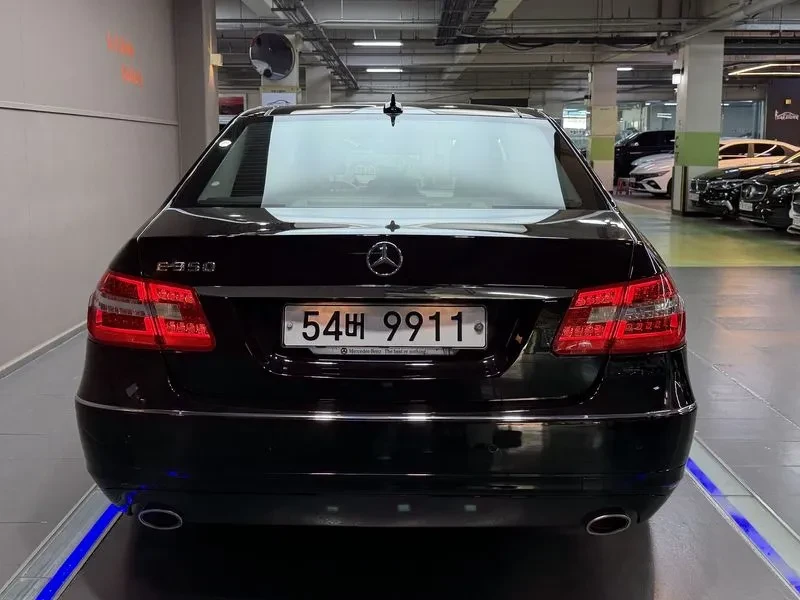 Mercedes-Benz E 350 W212, снимка 4 - Автомобили и джипове - 55895782