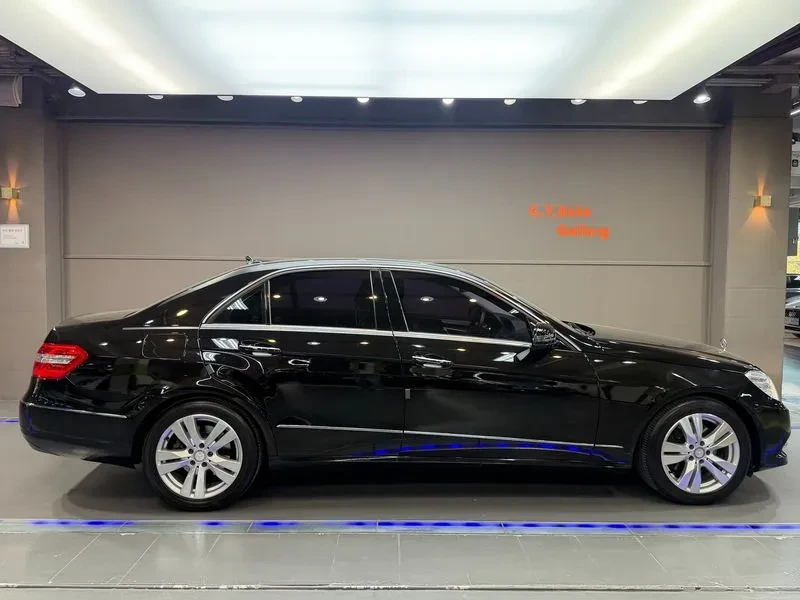 Mercedes-Benz E 350 W212, снимка 5 - Автомобили и джипове - 55895782