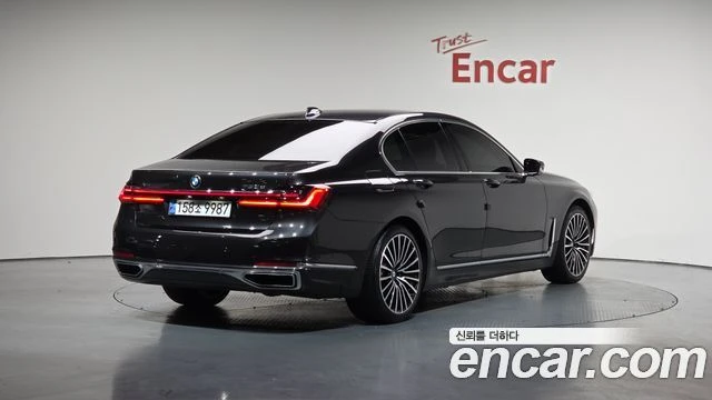 BMW 730 | TOP SERVICE, снимка 2 - Автомобили и джипове - 56013749