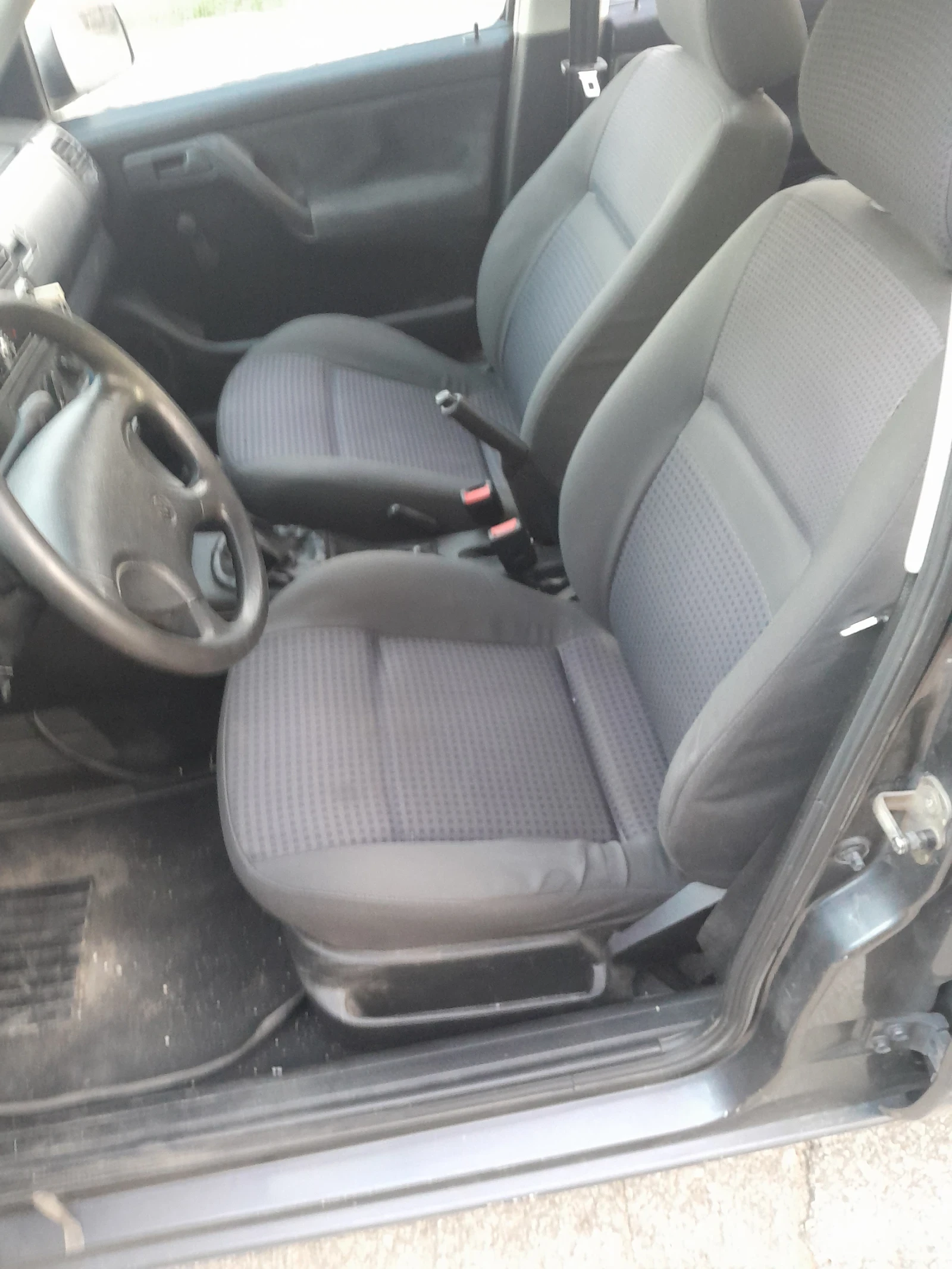 VW Golf 1.6 газ  - изображение 9