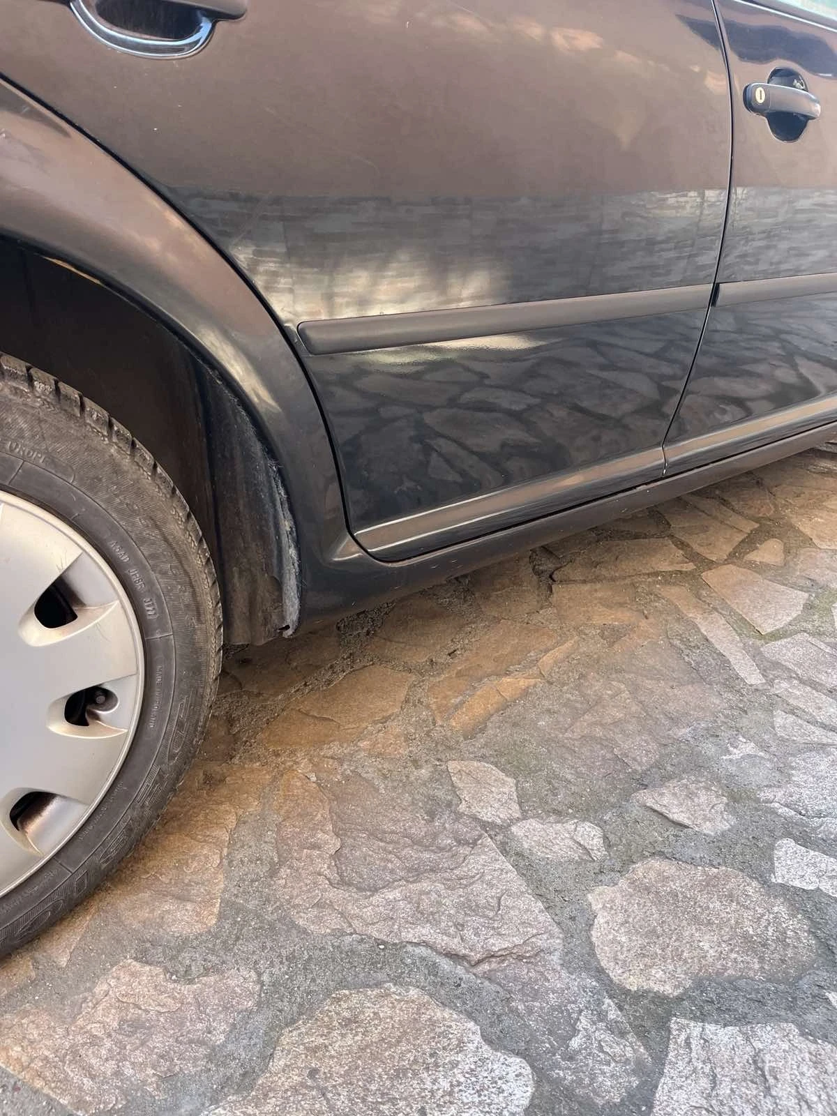 VW Golf, снимка 5 - Автомобили и джипове - 53761938