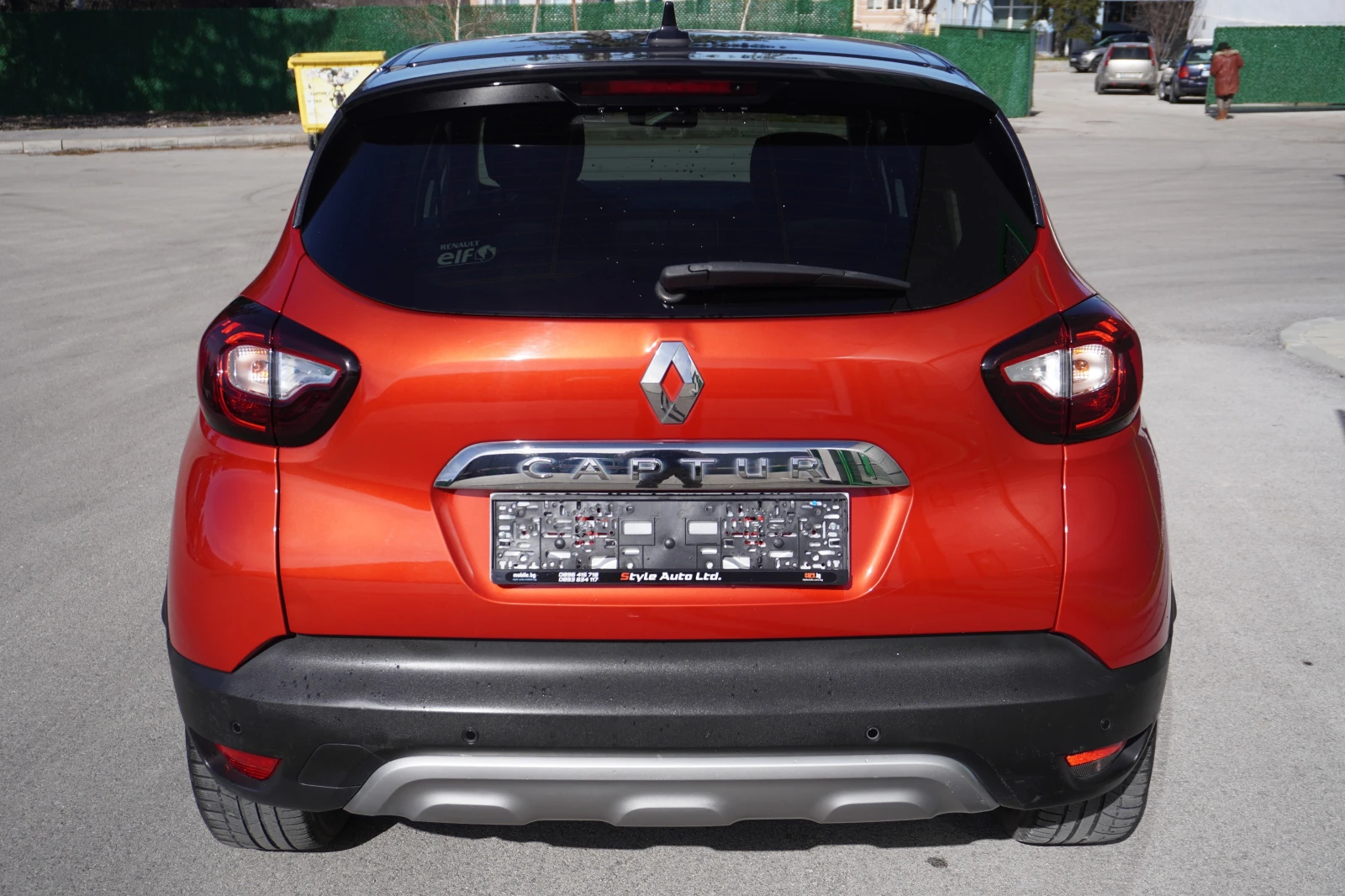 Renault Captur 1.5dCi/INTENS/FACELIFT/DUAL-TONE, снимка 4 - Автомобили и джипове - 53765491