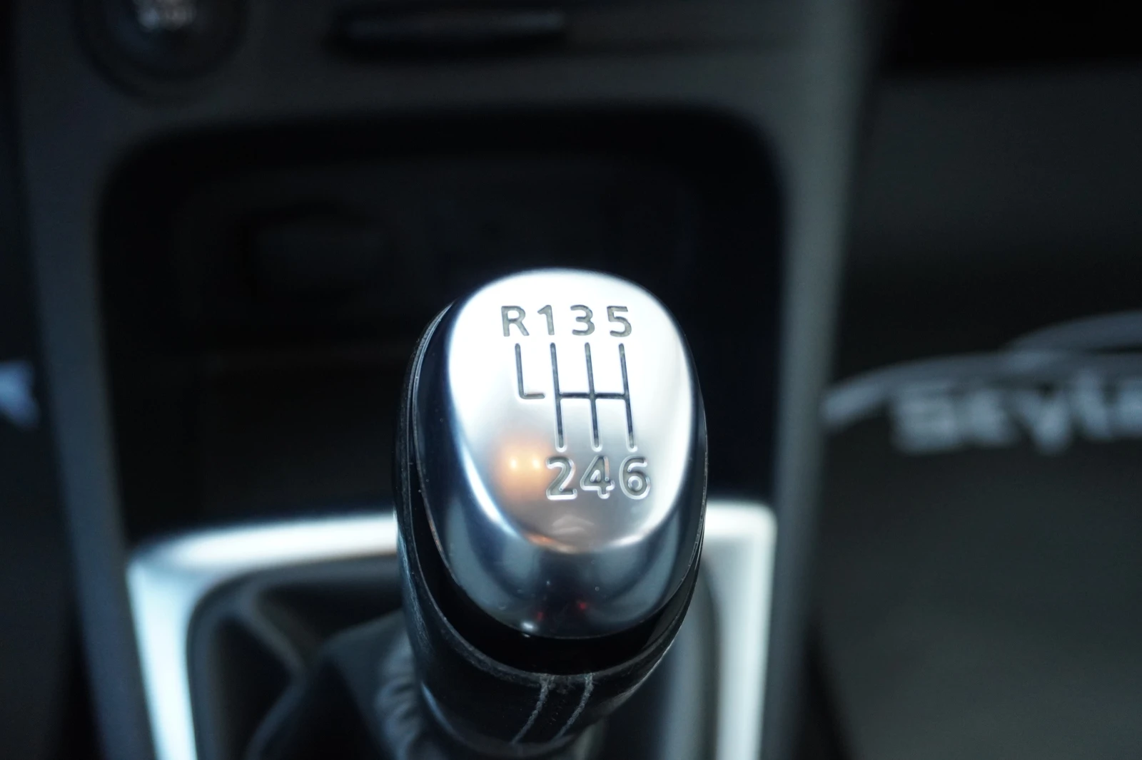 Renault Captur 1.5dCi/INTENS/FACELIFT/DUAL-TONE, снимка 11 - Автомобили и джипове - 53765491