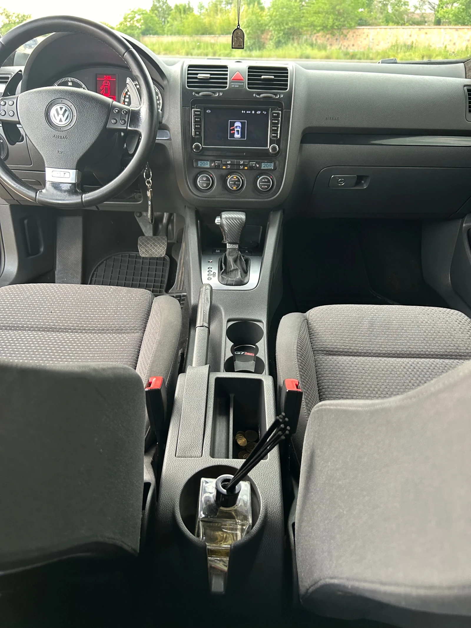 VW Golf Golf 5 gt 2.0 170 DSG , снимка 12 - Автомобили и джипове - 54527516