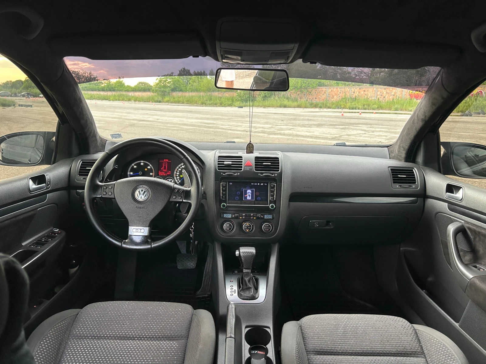 VW Golf Golf 5 gt 2.0 170 DSG , снимка 6 - Автомобили и джипове - 54527516