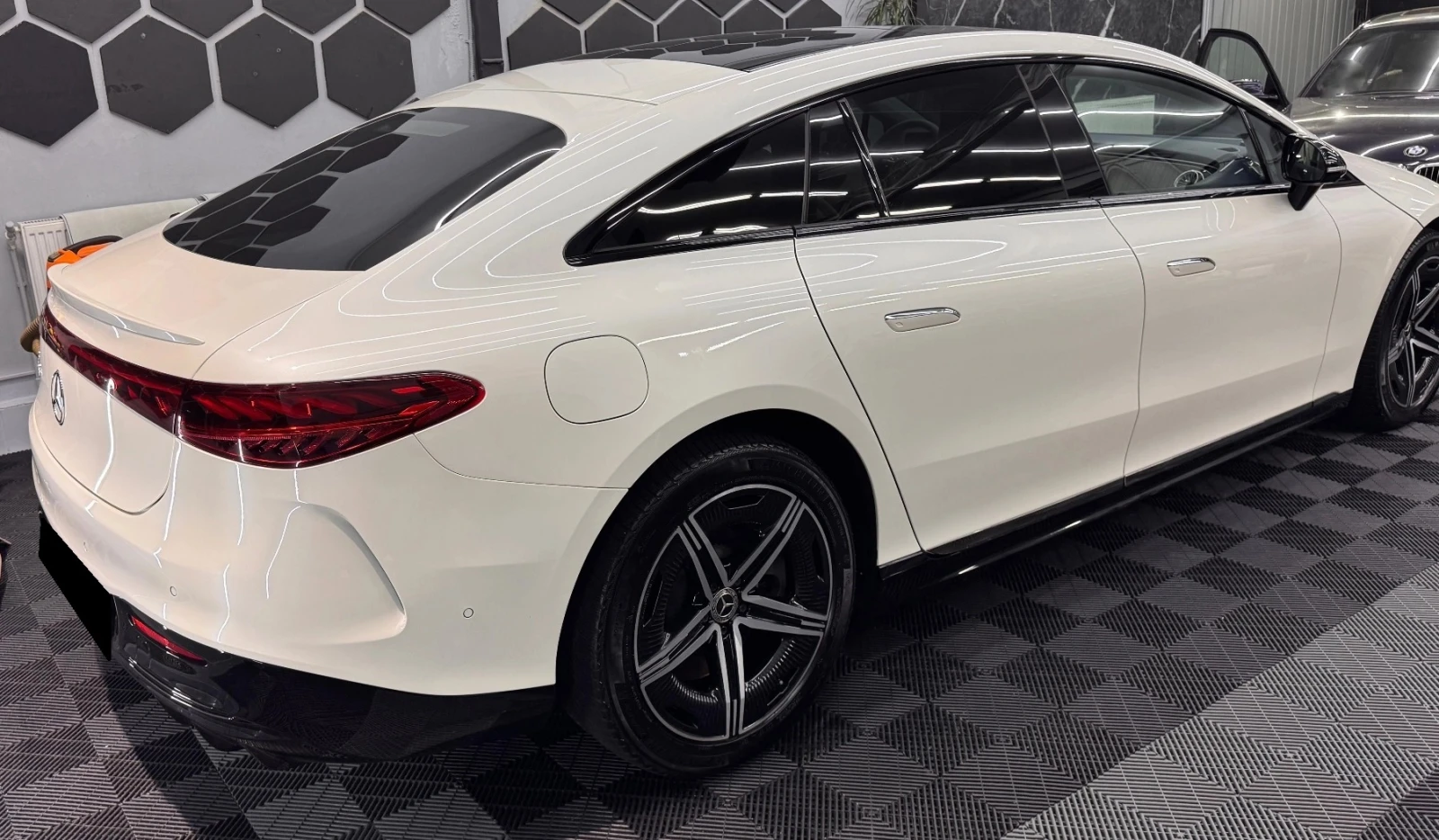 Mercedes-Benz EQS 450+ AMG Line, снимка 3 - Автомобили и джипове - 54562339
