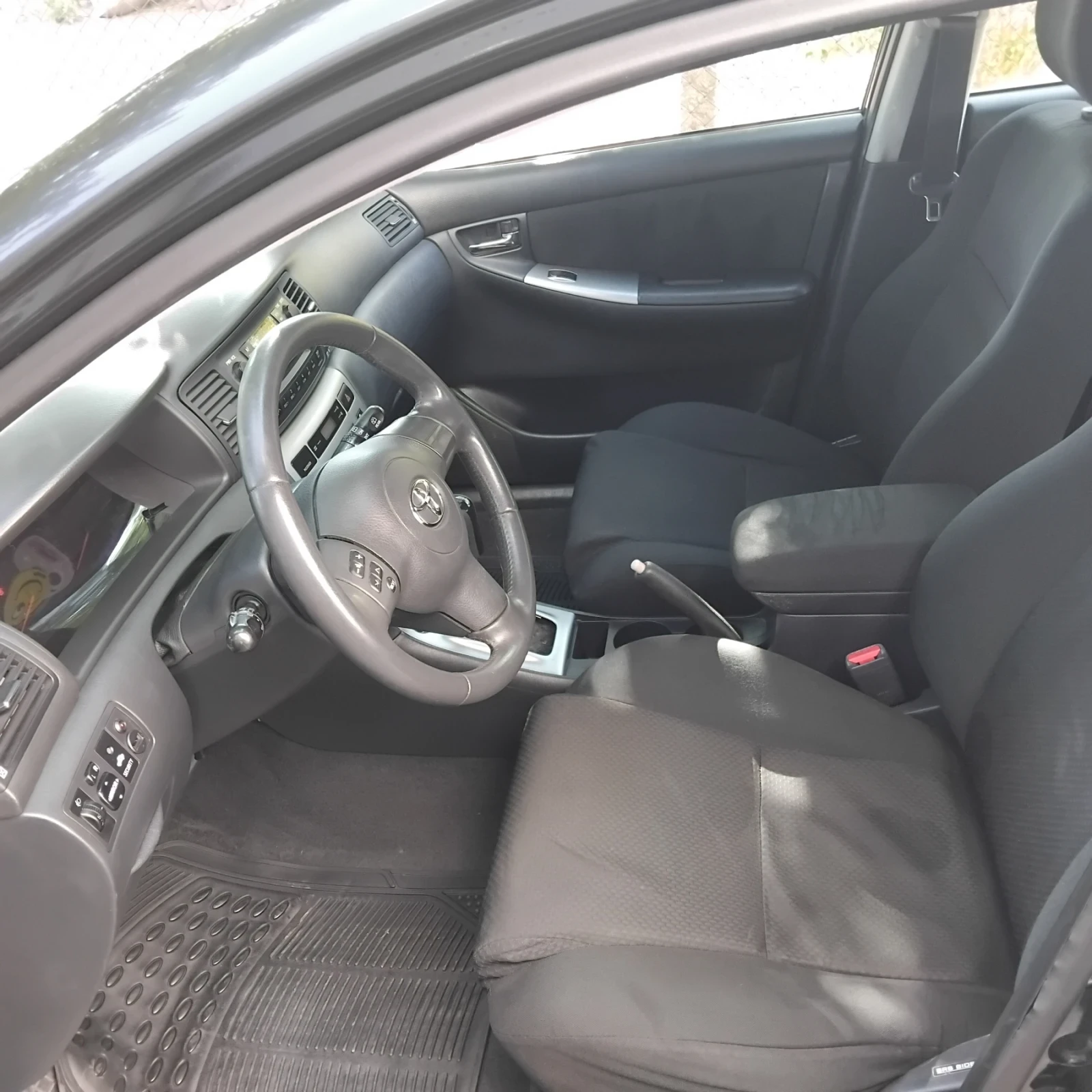 Toyota Corolla Тойта корола 2.0Д , снимка 4 - Автомобили и джипове - 54622389
