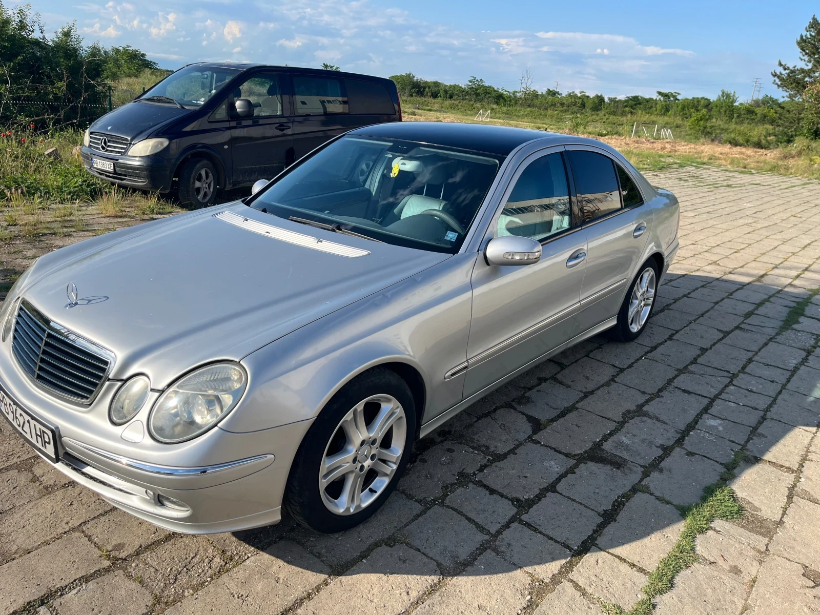 Mercedes-Benz E 270 CDI, снимка 3 - Автомобили и джипове - 54754270