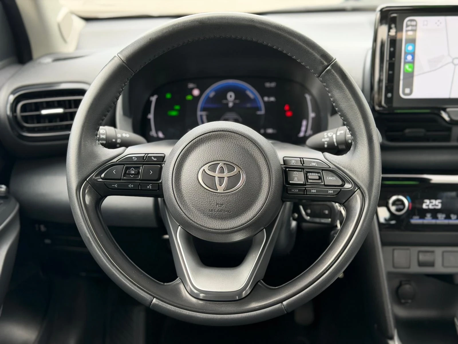Toyota Yaris Cross 1.5 HYBRID , снимка 10 - Автомобили и джипове - 55426040