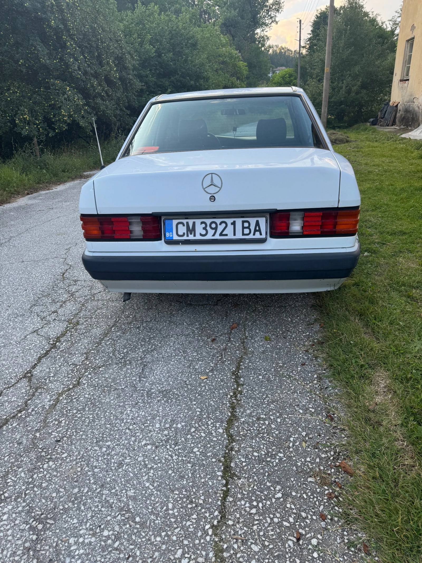 Mercedes-Benz 190, снимка 13 - Автомобили и джипове - 55524058