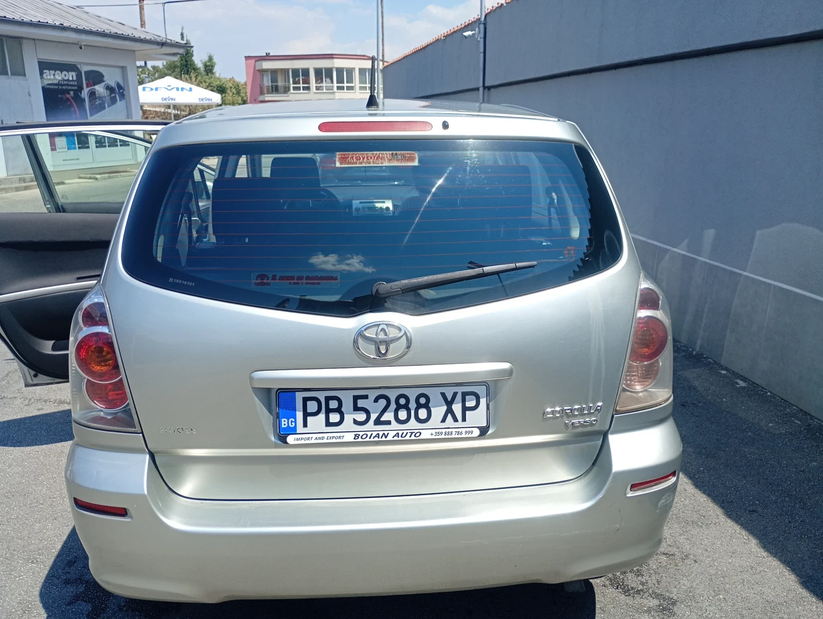 Toyota Corolla verso, снимка 3 - Автомобили и джипове - 55595750