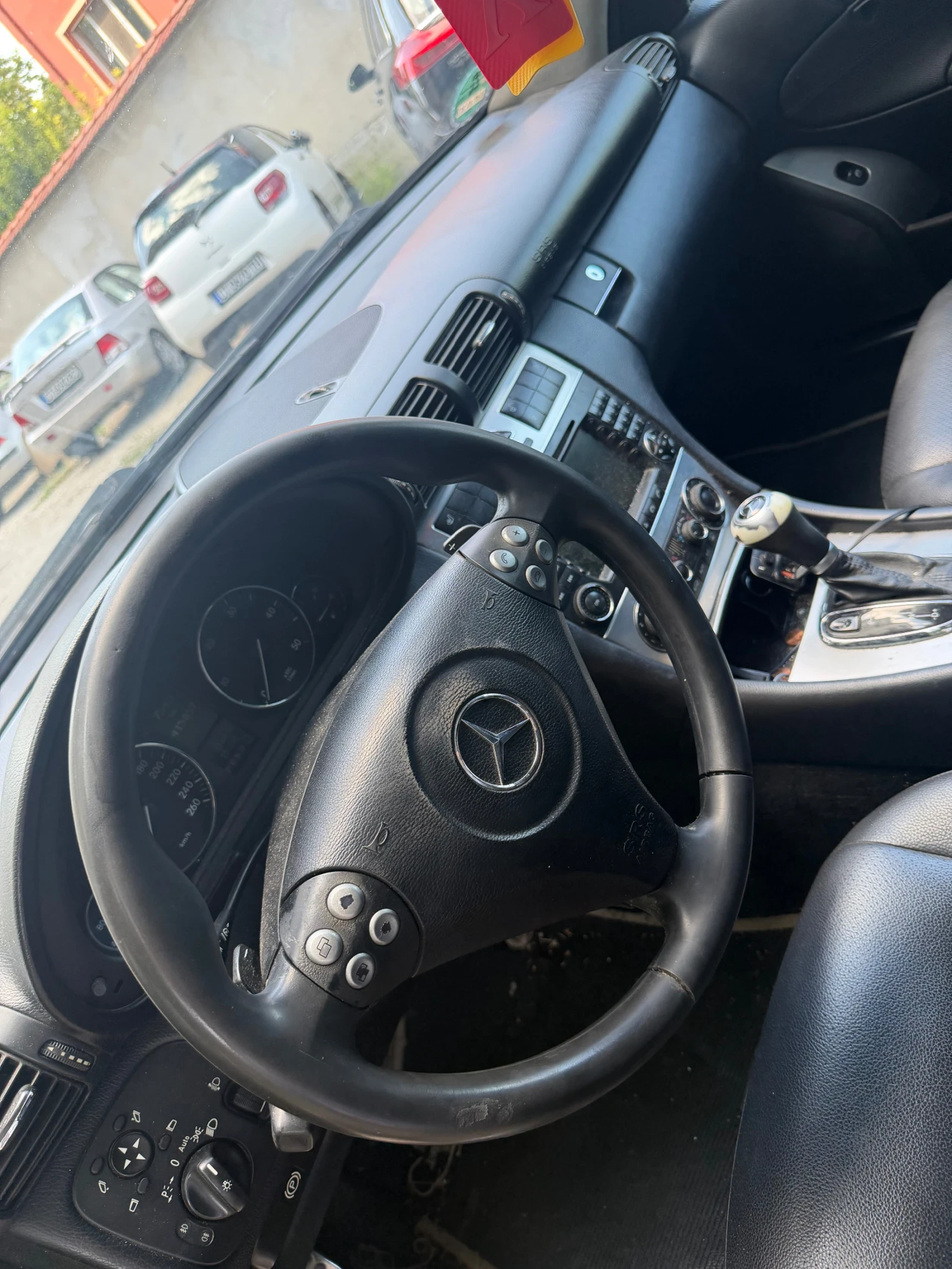 Mercedes-Benz C 320 W203, снимка 3 - Автомобили и джипове - 55643011