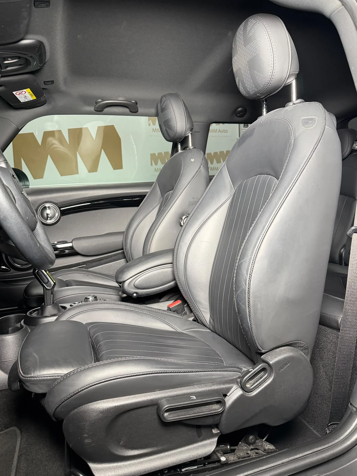 Mini Cooper SE* Keyless* HuD* Navi, снимка 8 - Автомобили и джипове - 55650898
