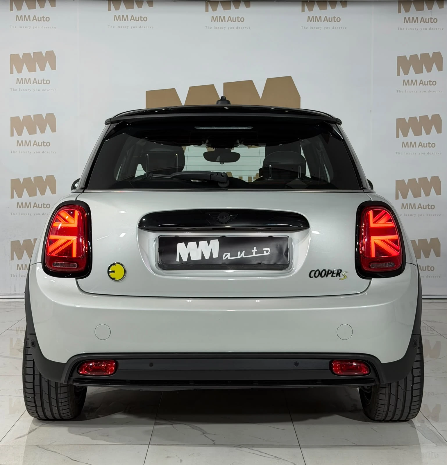Mini Cooper SE* Keyless* HuD* Navi, снимка 5 - Автомобили и джипове - 55650898