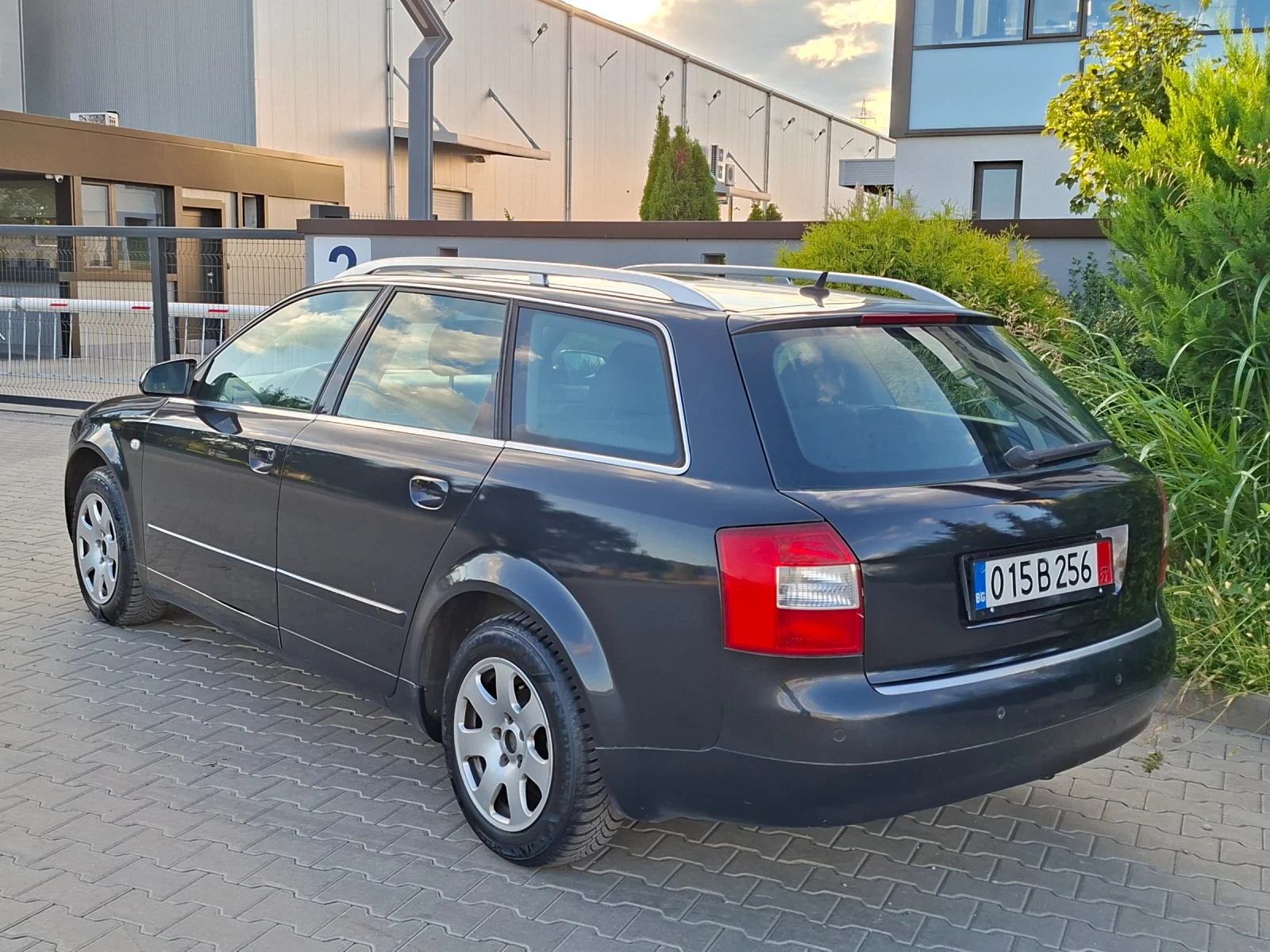 Audi A4 1.9TDI* (116кс)* NAVI* FACELIFT* НОВ ВНОС* , снимка 6 - Автомобили и джипове - 56059901